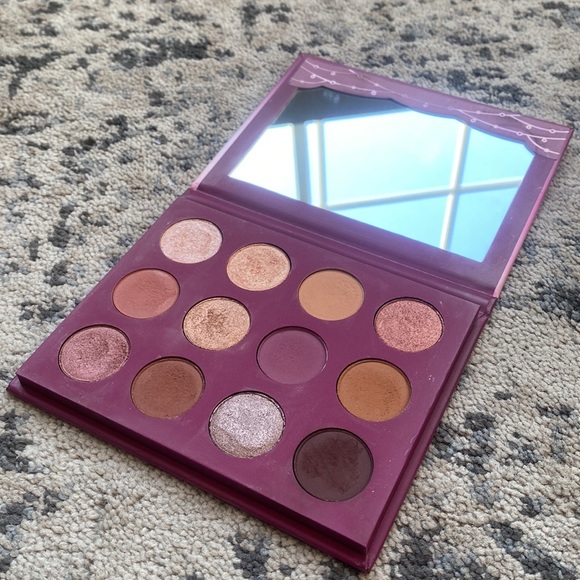 Colourpop “You Had Me at Hello” Palette - Picture 2 of 4